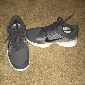 Nike running shoes size 7.5